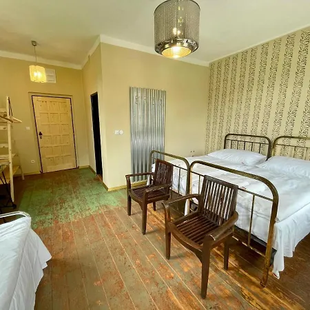 فندق Haraburdi Recyclart